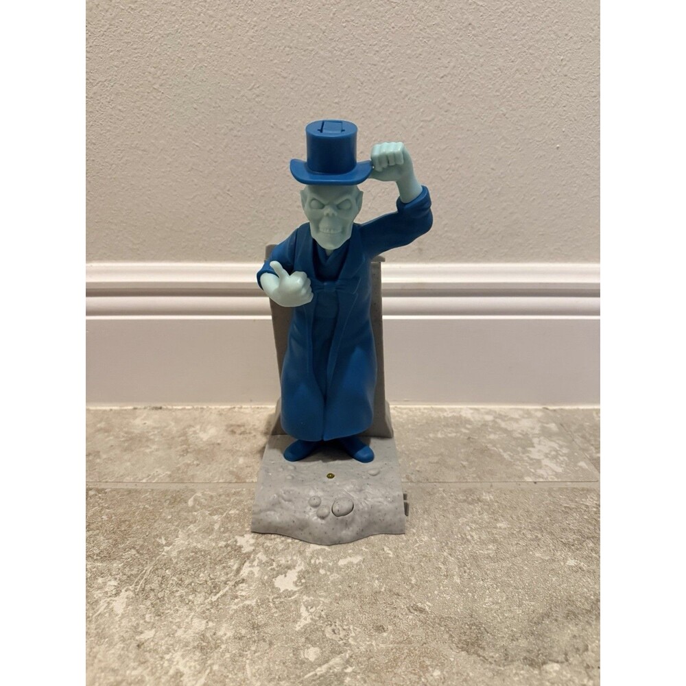 Disney Halloween 2020 Haunted Mansion Hitchhiking Ghost Ezra Bean Sipper Cup NEW
